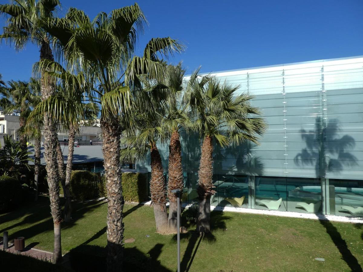 Apartamentos Estival 3000 La Pineda Exterior photo