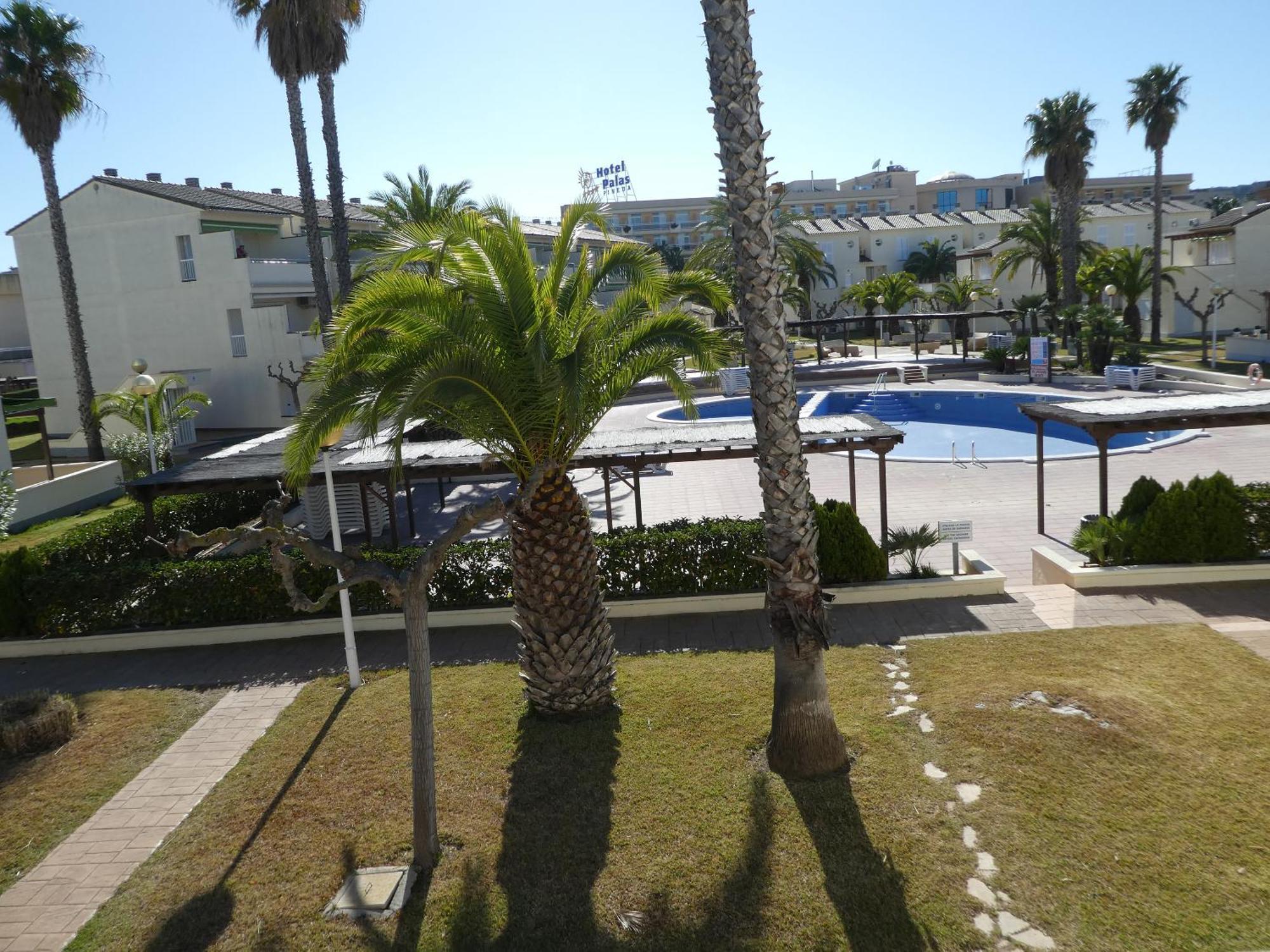 Apartamentos Estival 3000 La Pineda Exterior photo